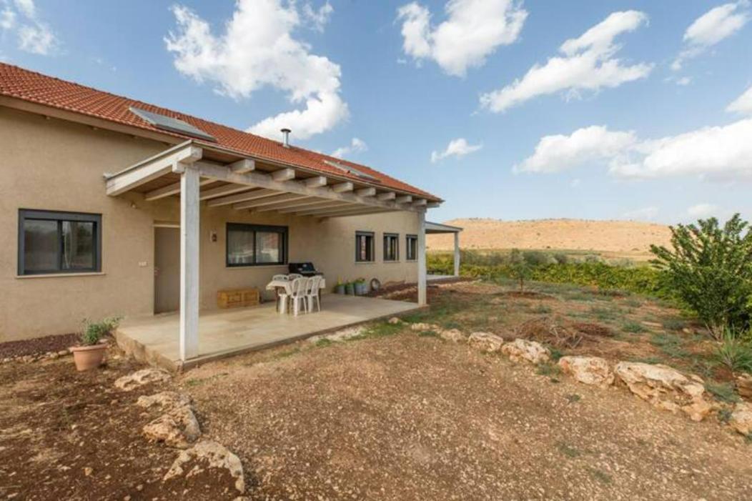Villa המקום של גיא Sede Eli'ezer Exterior foto